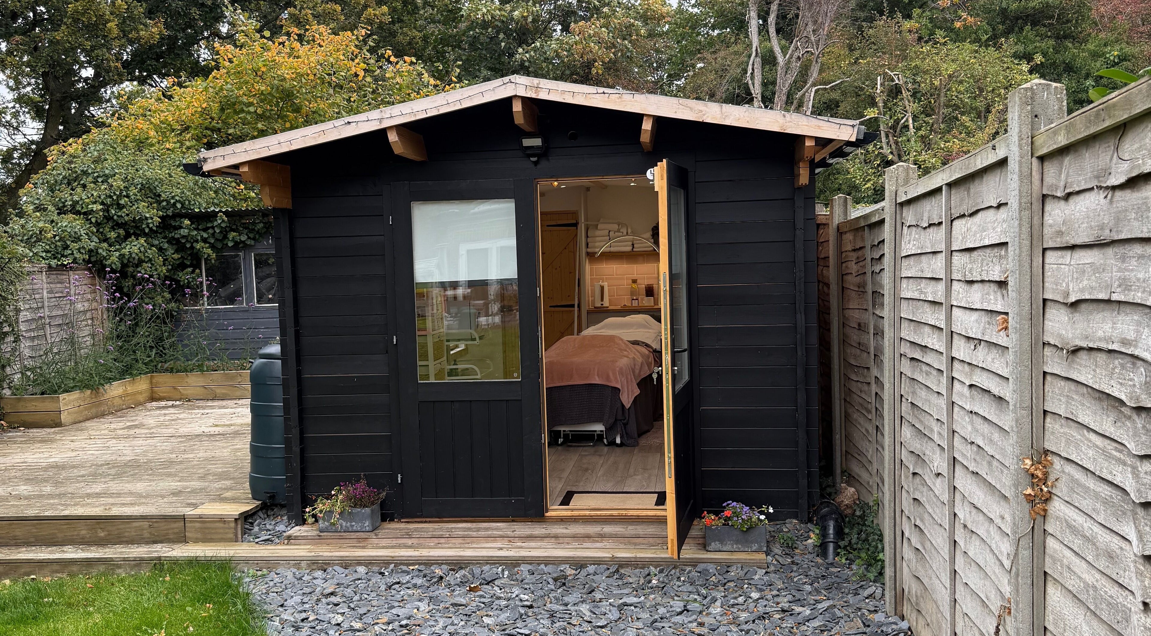Charming cabin at The Skin and Beauty Studio in Beaconsfield, England, GB offers a tranquil retreat.