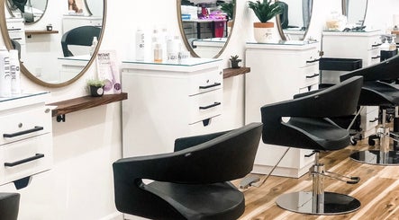 Del Sol Hair Studio image 2