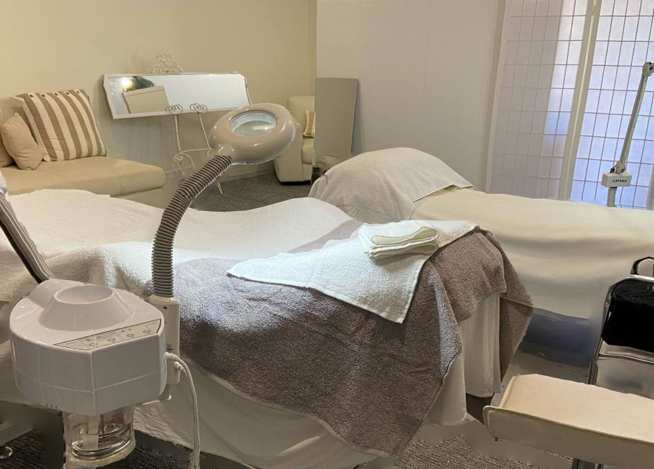 Relaxing treatment room at Sunset Waxing Beauty Studio, Melbourne, Victoria, AU. Cozy beds and calming ambiance.