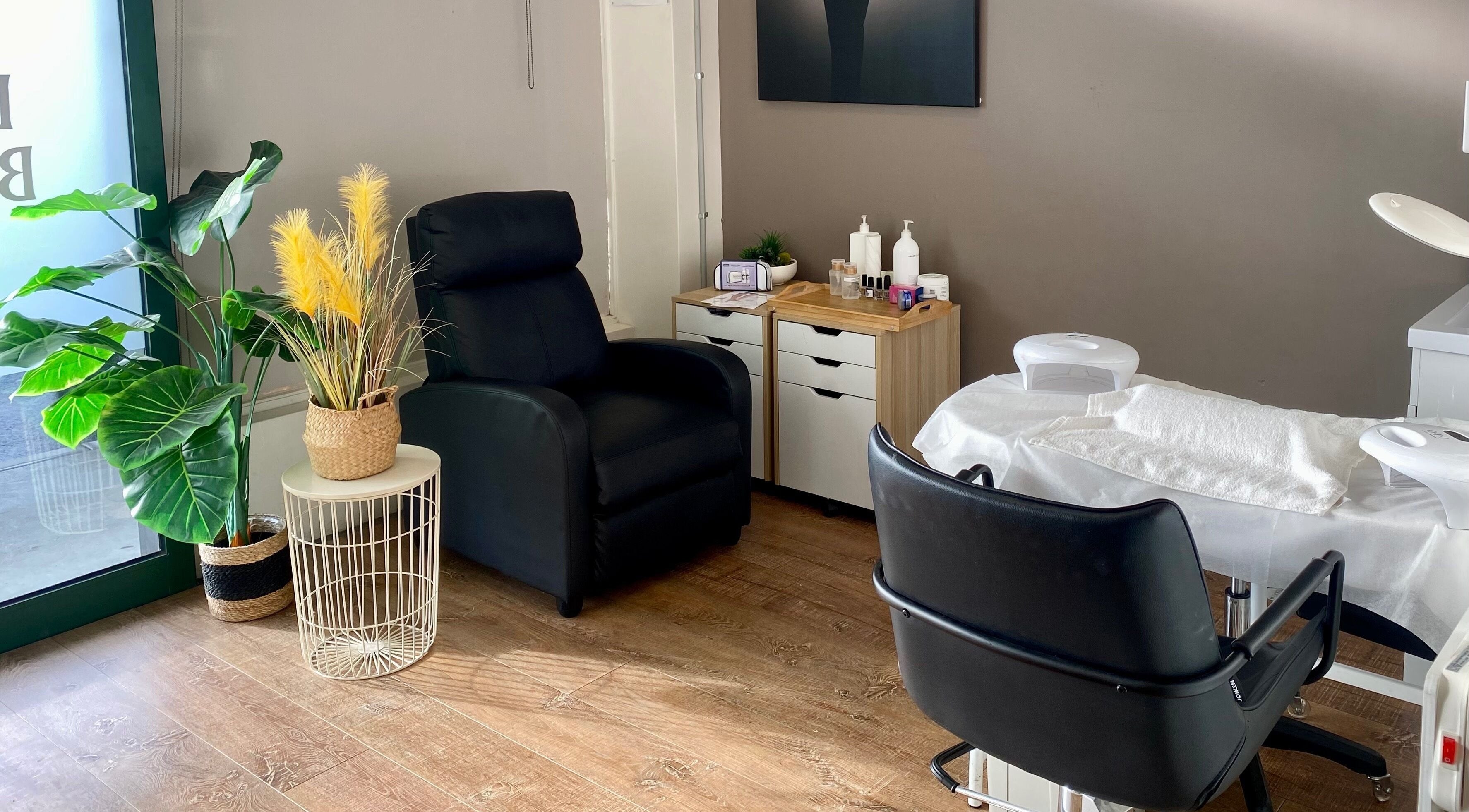 Relaxing treatment room at My Leongatha Beauty, Leongatha, Victoria, AU.