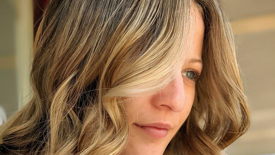 Hair Artist Alexandra image 1