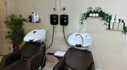 Image de Harringtons Hairdressing 2