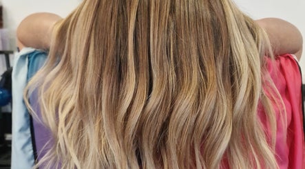 Lumiere Hair by Natalie Louise slika 3