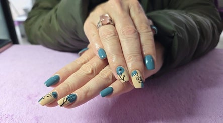 Skin and Bling image 3