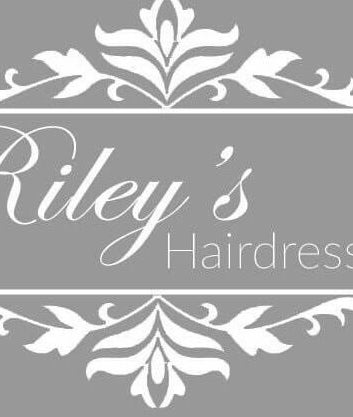 Riley's Hairdressing – obraz 2