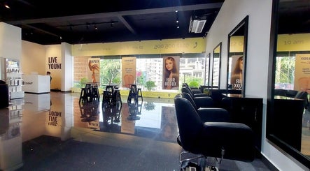 SINIMA Salon - Kakkanad – kuva 2