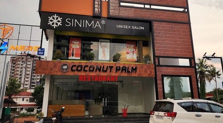 SINIMA Salon - Kakkanad – kuva 3