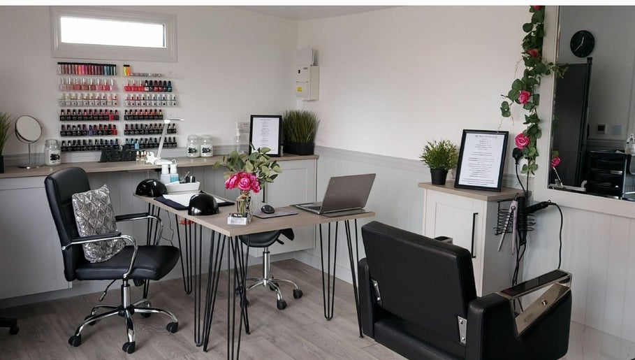 Image de My Salon Hairdressing and Beauty 1