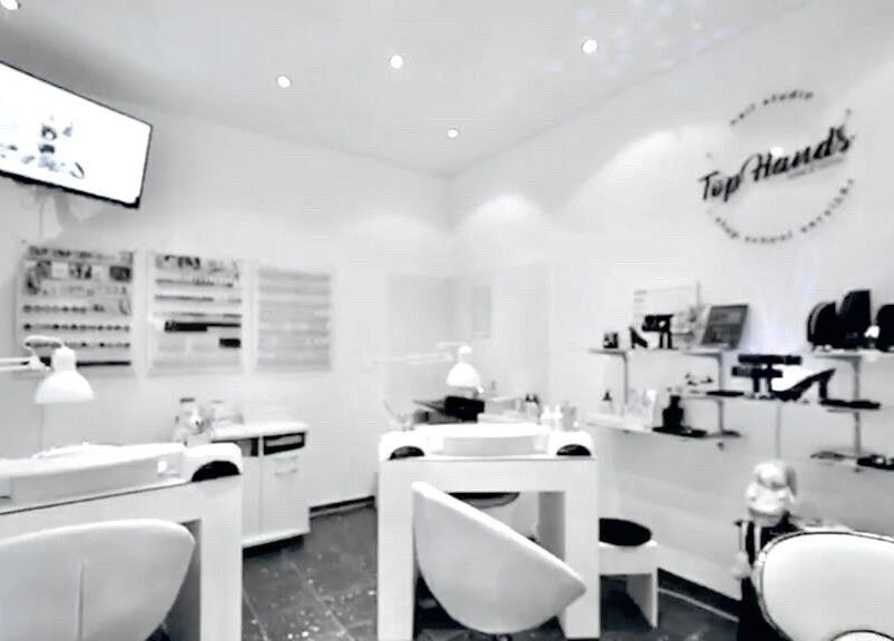 Innenansicht von Top Hands Nagelstudio & Make Up Seit 2003 in Zürich, Zürich, CH. Moderner und stilvoller Raum.