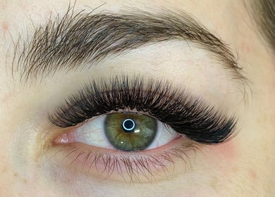Close-up of elegant eyelash extensions at Lushed Beauty, Wollongong, New South Wales, AU.