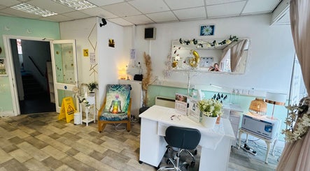 Serene interior of Emz4massage in Ilkeston, England, GB showcasing a tranquil and inviting ambiance.