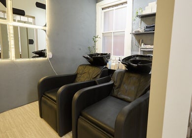 Luxurious hair wash stations at KSHD (Kota Sato Hair Design), Surry Hills, New South Wales, AU.