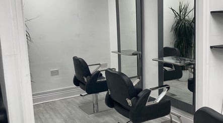 Melissa's Hair Salon, bild 3