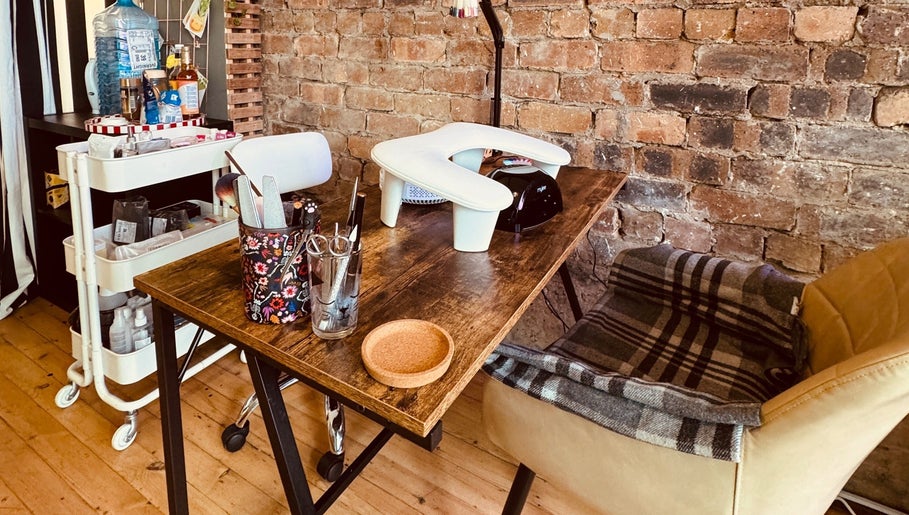 Manicure station at Peak Physique and Bodywork Kirkcaldy, Kirkcaldy, Scotland, GB, with rustic decor.