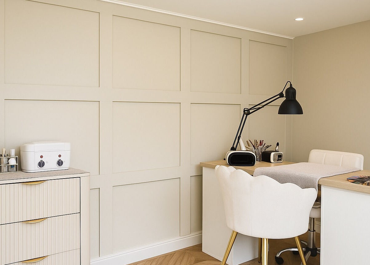 Elegant beauty treatment room at Beauty by Shelli, Howden, England, GB with modern decor and cozy seating.