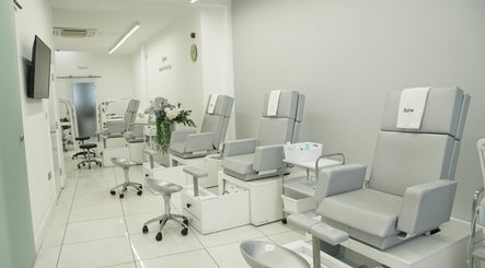 Sajna Hand & Foot Spa, Wimbledon imaginea 2