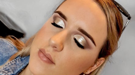 Tahnee Anderson MUA image 3