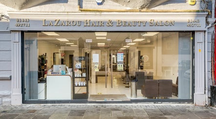 Lazarou Hair & Beauty Salon imagem 3