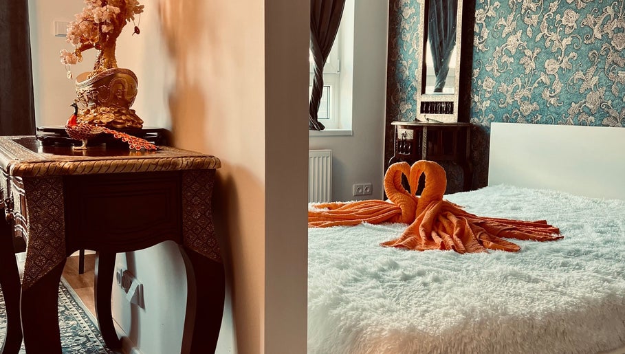 Luxurious room at Thomasova 235/3, Praha 5 in Hlavní Město Praha, CZ featuring elegant decor and plush bedding.