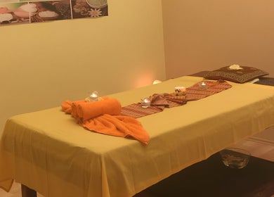 Relaxing massage table at Thomasova 235/3, Praha 5 in Hlavní Město Praha, Hlavní Město Praha, CZ.