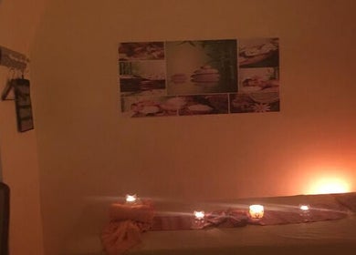 Dim candlelit massage room at Jungmannova 742/22, Praha 1, Hlavní město Praha, Hlavní město Praha, CZ.