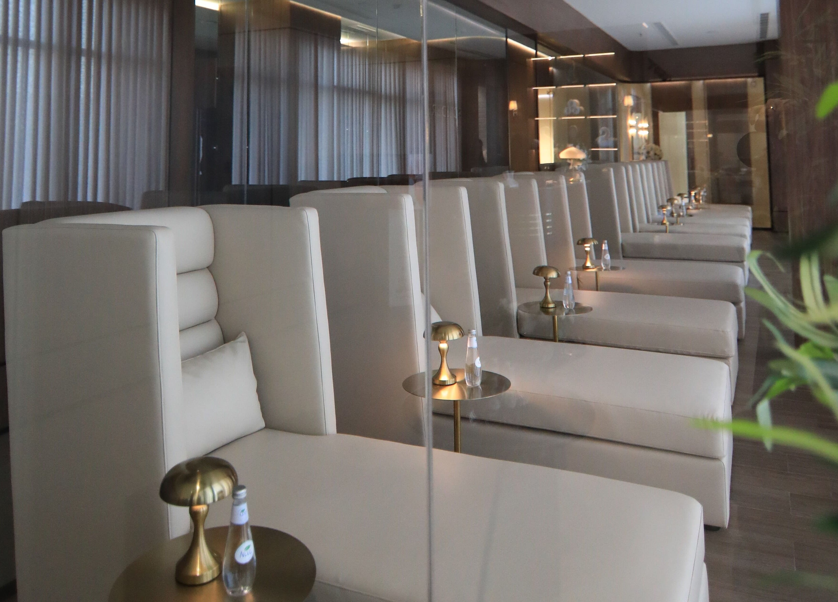 منطقة استرخاء حديثة في سبا الصالونات سوليدير، الخُبر، المنطقة الشرقية، السعودية.