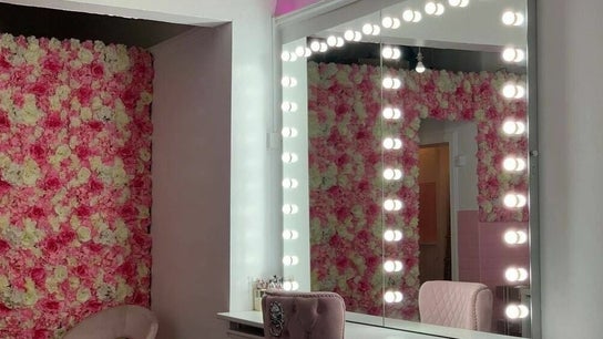 Makeup and Beauty Bar