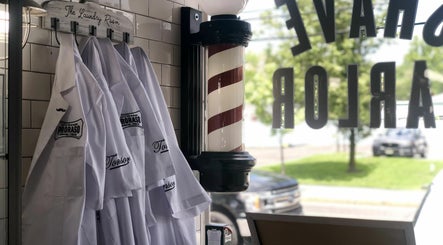 THE CLUBHOUSE BARBERSHOP & SHAVE PARLOR image 3