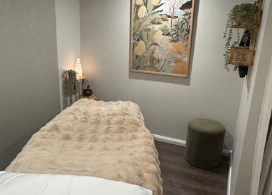 Comfortable therapy room at Soulful Skin Studio, Sydney, New South Wales, AU with cozy decor and ambient lighting.