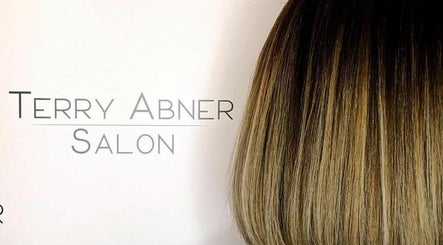 Terry Abner Salon – kuva 3