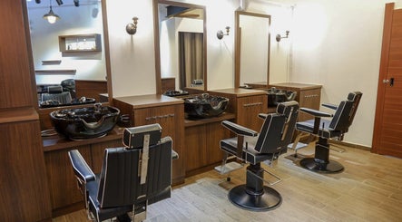 J.U.G Japanese Barbershop