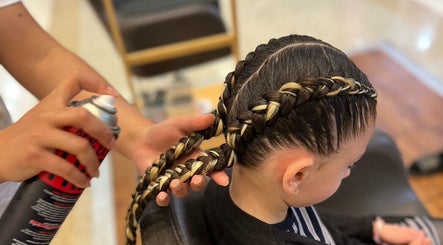 Sydney Braid Bar - Rouse Hill image 2