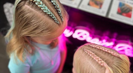 Sydney Braid Bar - Rouse Hill