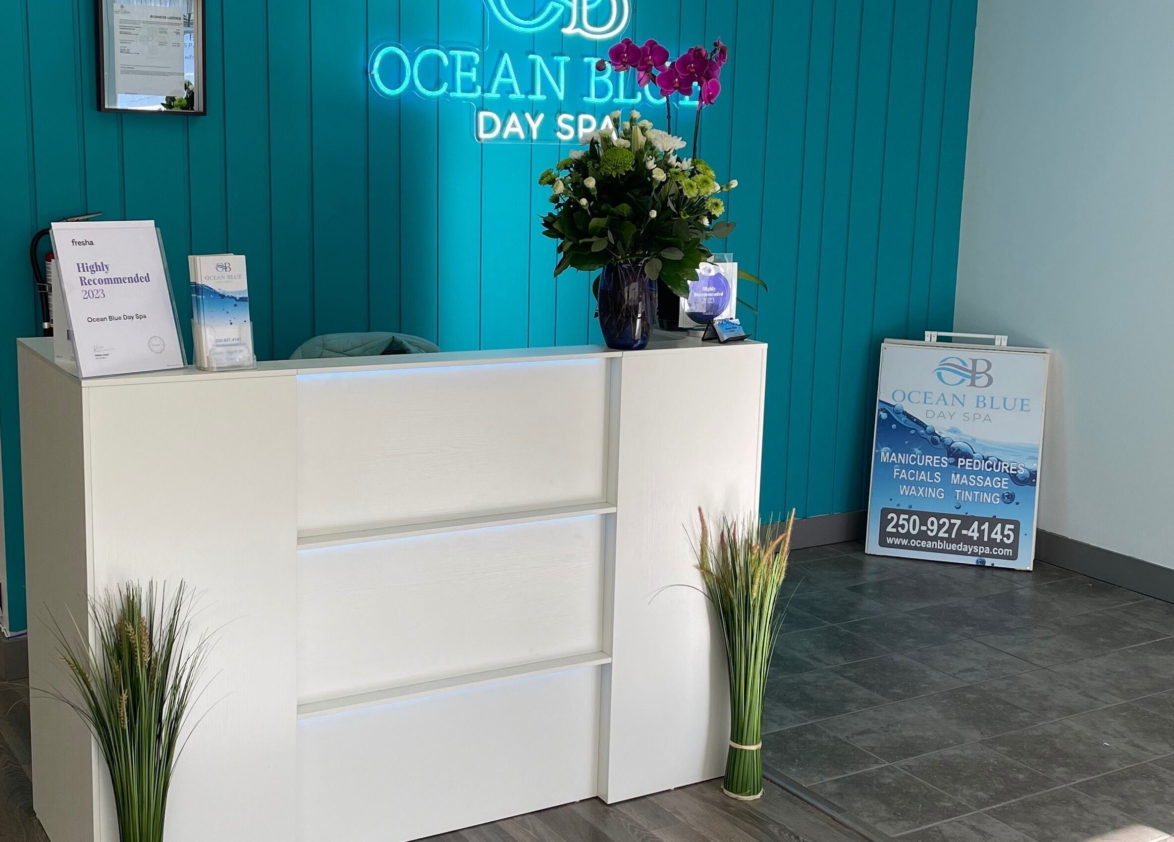 Reception area of Ocean Blue Day Spa, Port Alberni, BC, featuring a bright, inviting decor.