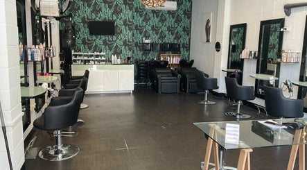 Distinction hair Frenchs Forest