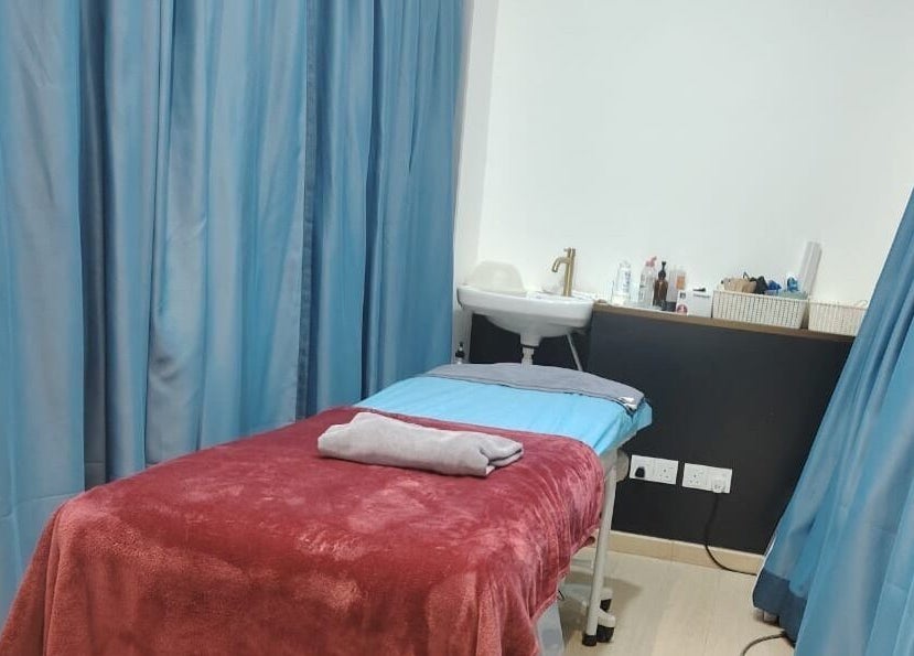 Relaxing treatment room at Laser Light Skin Centre (Seberang Perai), Seberang Perai, Pulau Pinang, MY.