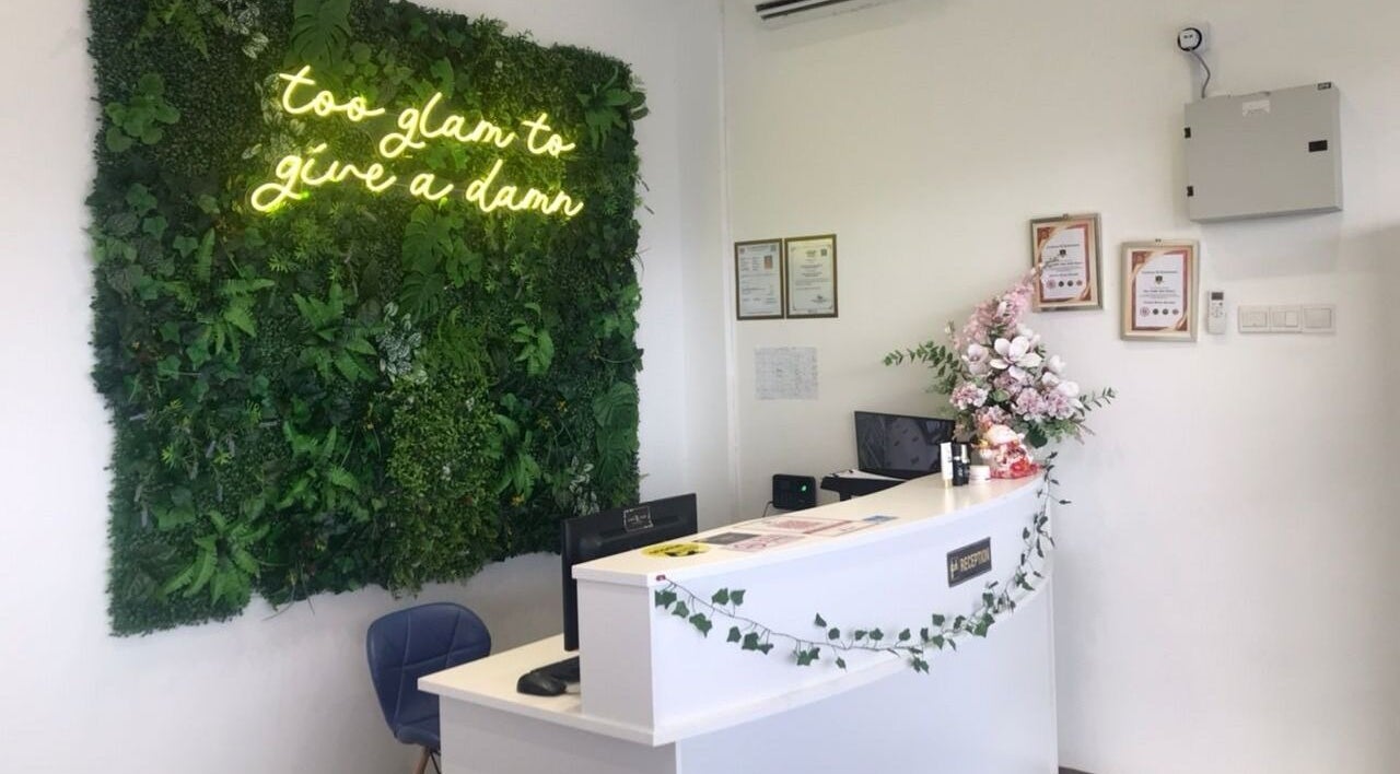 Reception at Laser Light Skin Centre (Seberang Perai) with floral decor, Seberang Perai, Pulau Pinang, MY.