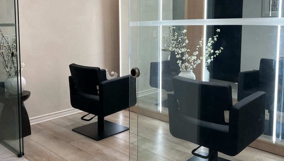 Niche Studios image 1