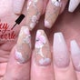 Keeley Searle Nail Artist