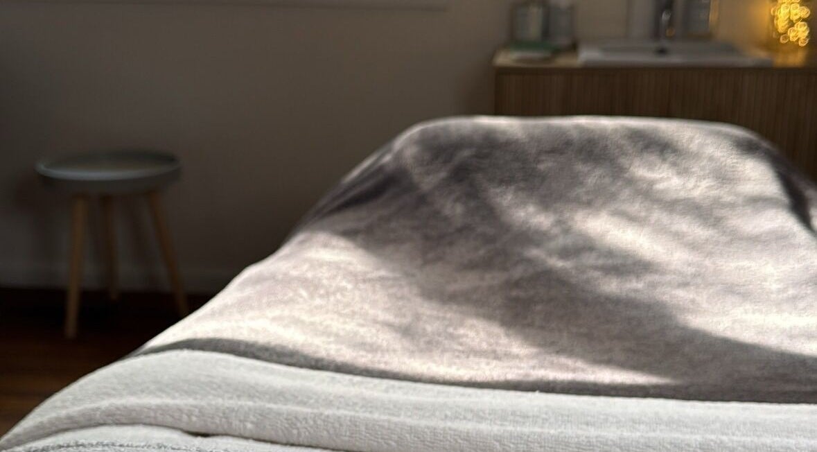 Tranquil massage bed at Balanced Beauty, Melbourne, Victoria, AU, offering a relaxing wellness experience.