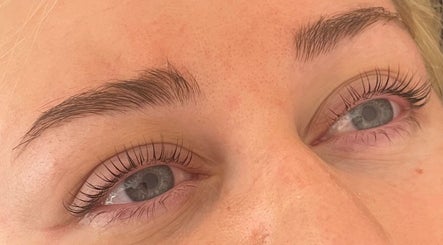 Εικόνα Keely Briany Beauty 3