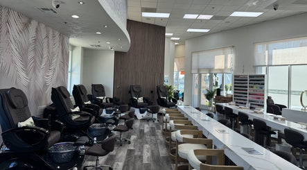 Polish Me Pretty Nail Bar image 2