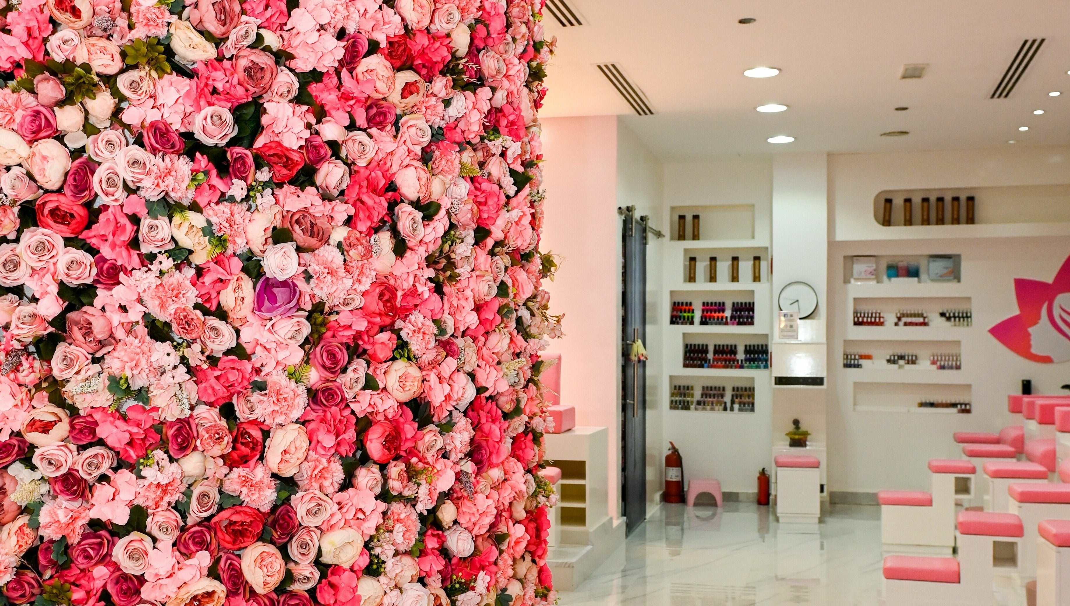 Luxurious floral arrangement at Cutting Edge Hair Lounge Dmcc - Cluster U JLT, Dubai, Dubai, AE.