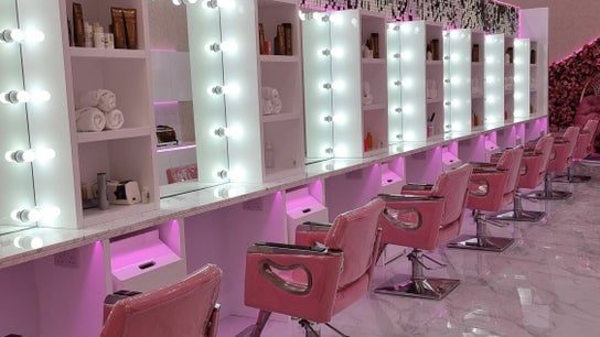 Mrs Cutting Edge Ladies Salon - Silicon Central Mall DSO