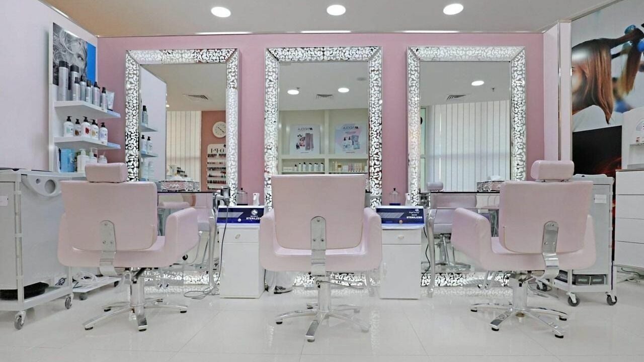 Cleopatra salon hotsell