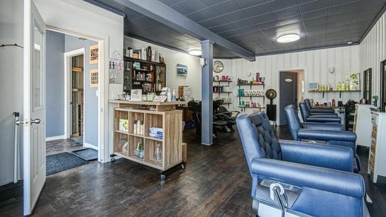Corner Krest Salon & Barber