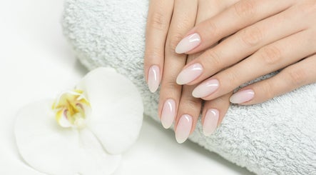 Beyond Beauty Salon image 2