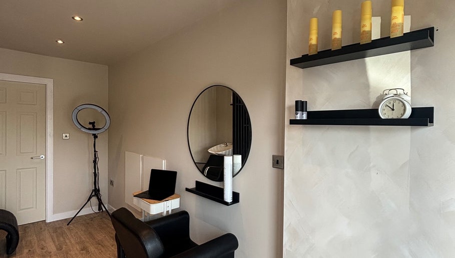 Studio TwentyThree by Harriet image 1