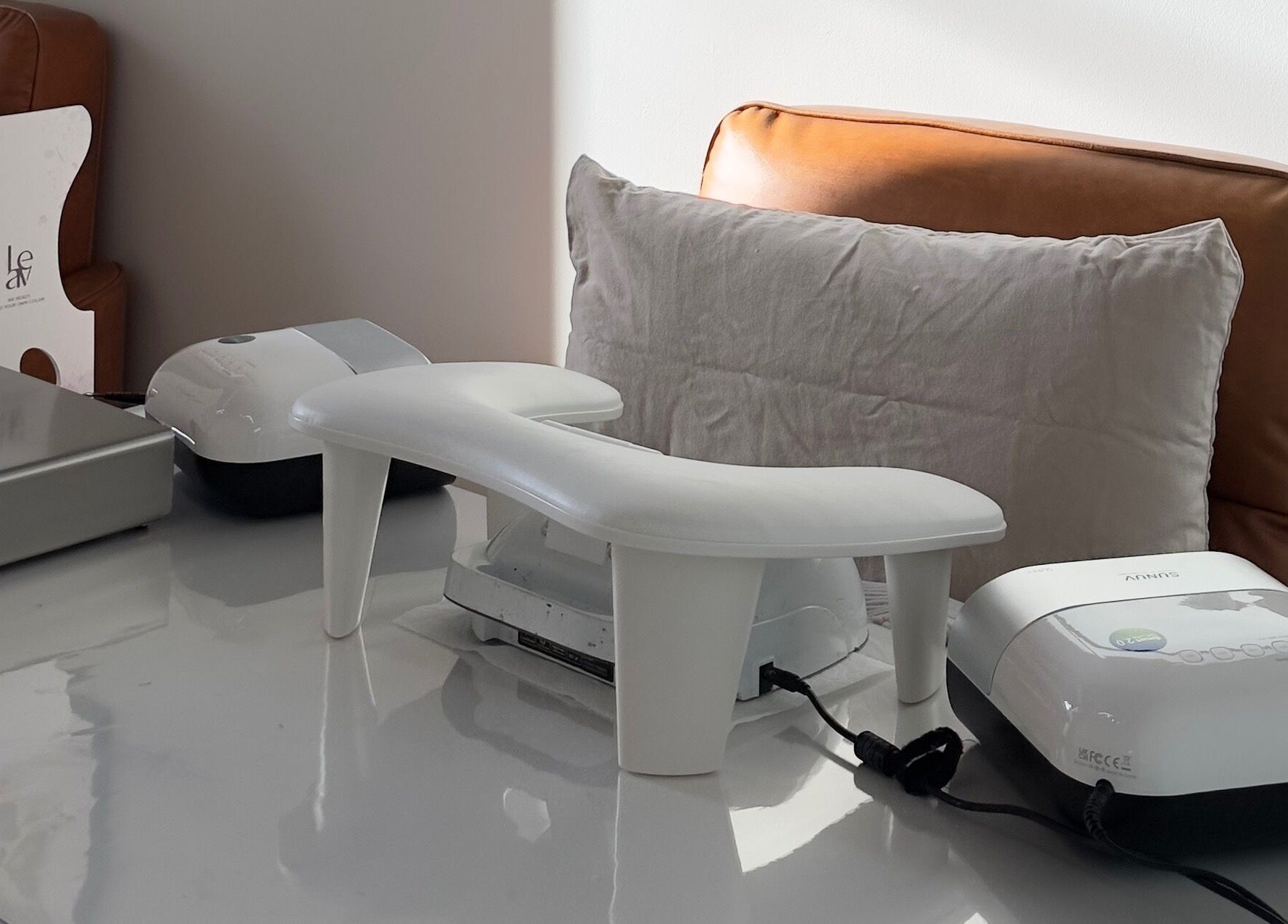 Nail equipment setup at Jennie Nail Studio, Markham, Ontario, CA offers a comfortable and modern service area.