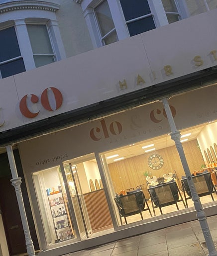 Clo & Co Hair Studio imaginea 2